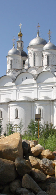 The Cathedral of the Nativity of the Virgin. The cathedral with Dionisy’s frescoes has not survived. In 1586, on its site a new five-domed cathedral was built